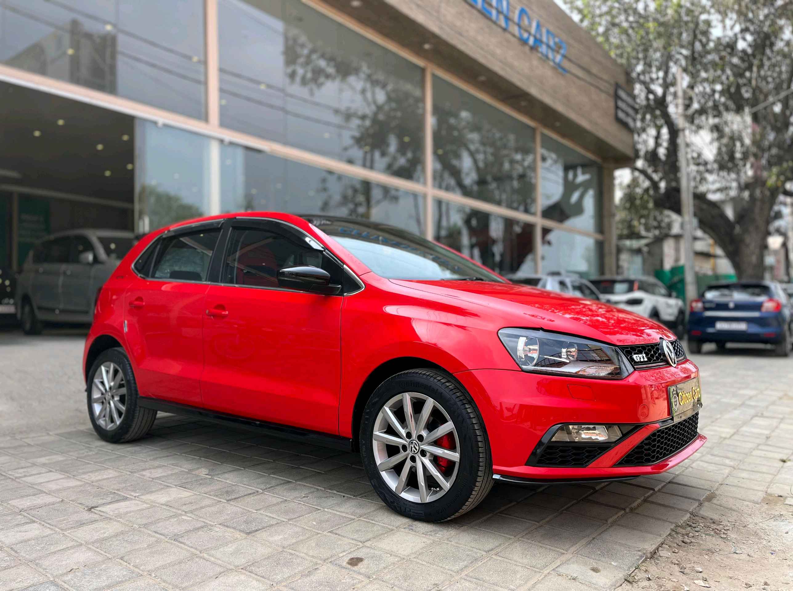 Volkswagen Polo Gt Tsi photo 18