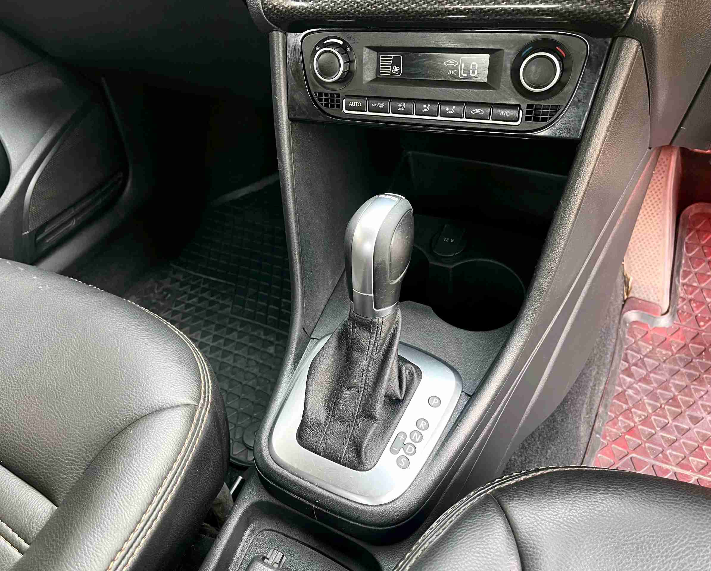 Volkswagen Polo Gt Tsi photo 8