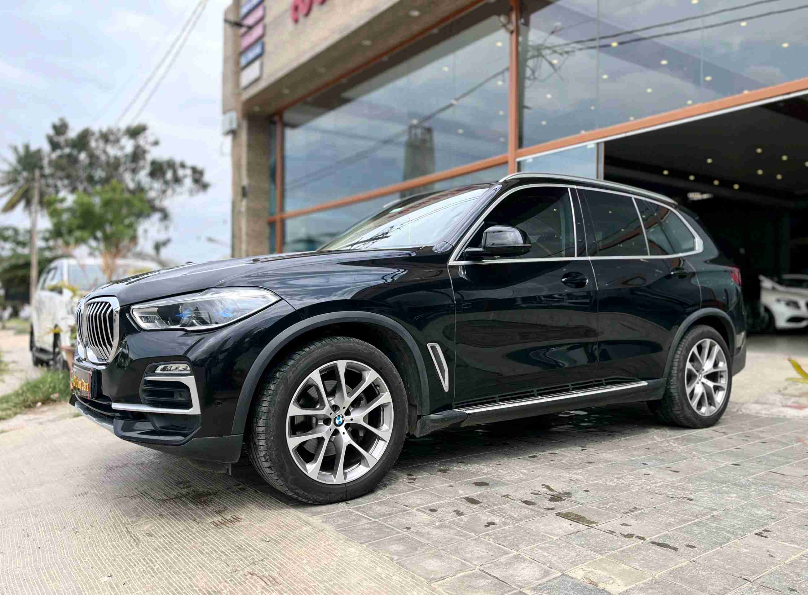 BMW X5 photo 2