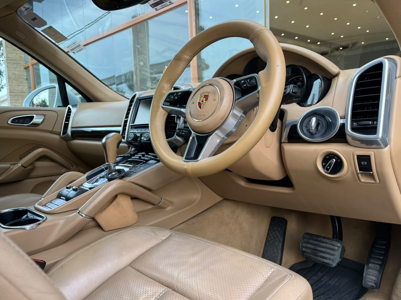 Porsche Cayenne photo 4