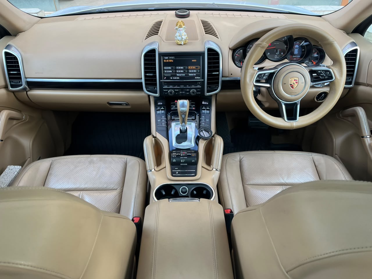 Porsche Cayenne photo 5