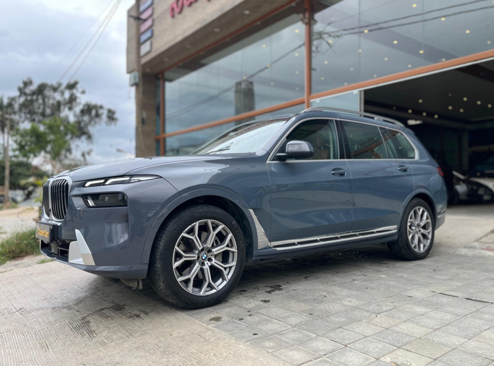 BMW X7 photo 3
