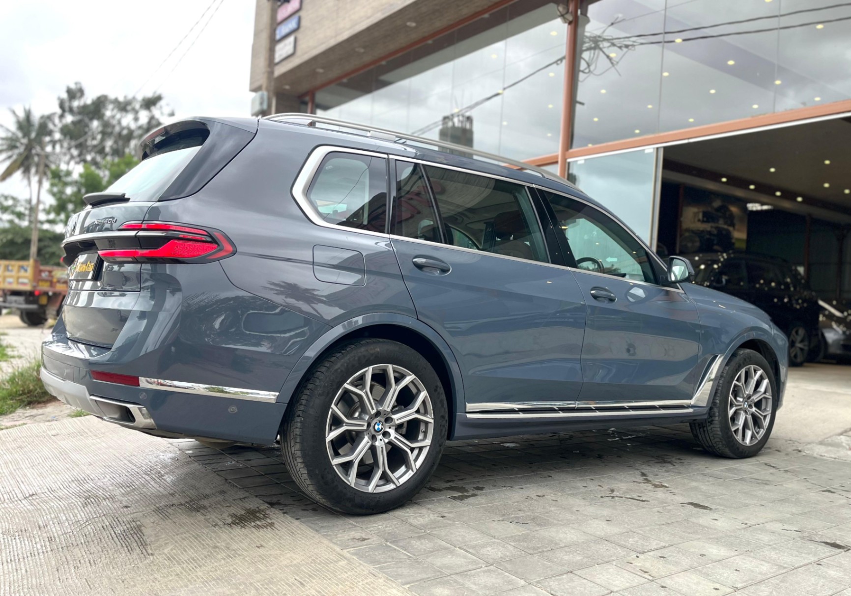 BMW X7 photo 8