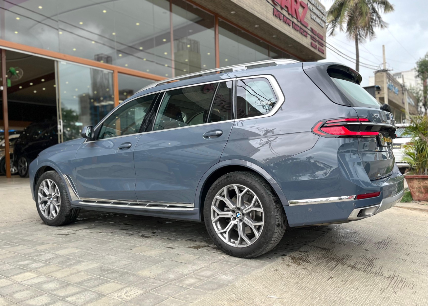 BMW X7 photo 9