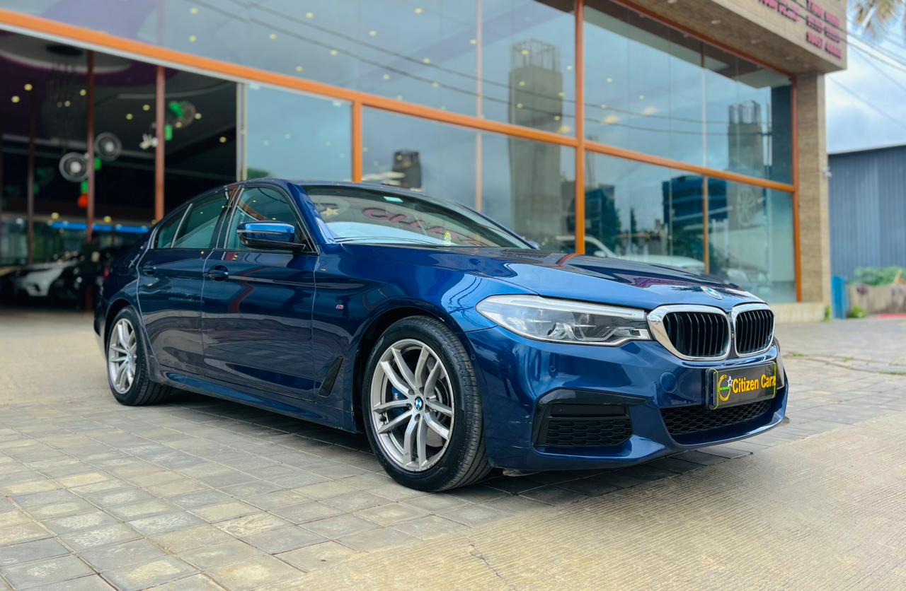 BMW 5 Series photo 2