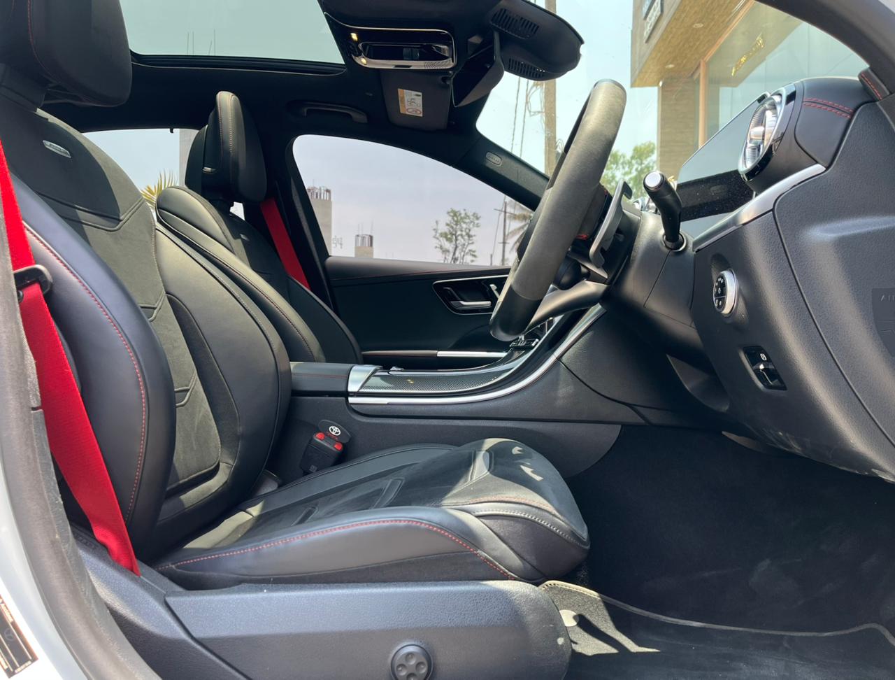 Mercedes Benz C 43 AMG photo 6