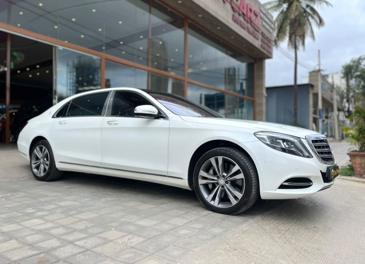 Mercedes Benz S Class Maybach photo 2