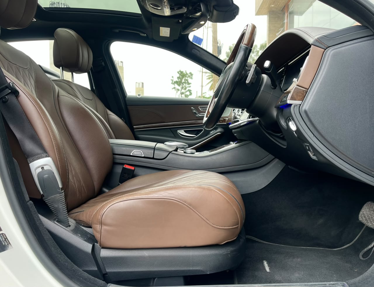 Mercedes Benz S Class Maybach photo 6