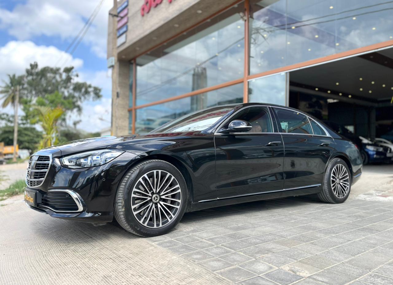 Mercedes Benz S Class photo 3