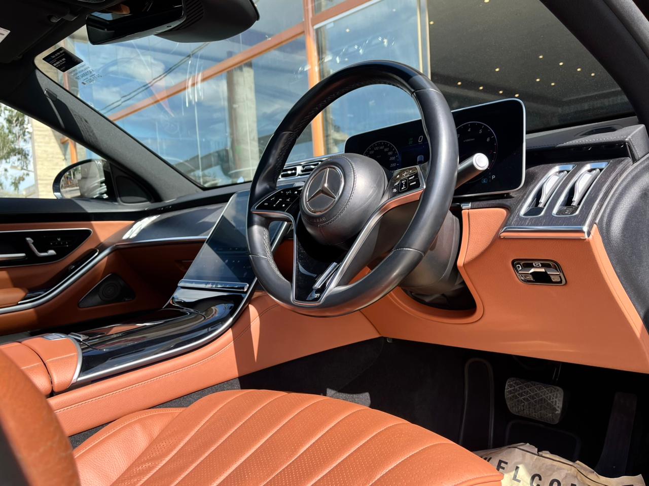 Mercedes Benz S Class photo 4
