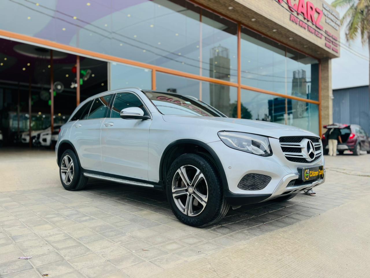 Mercedes Benz Glc 220d 4 Matic photo 2
