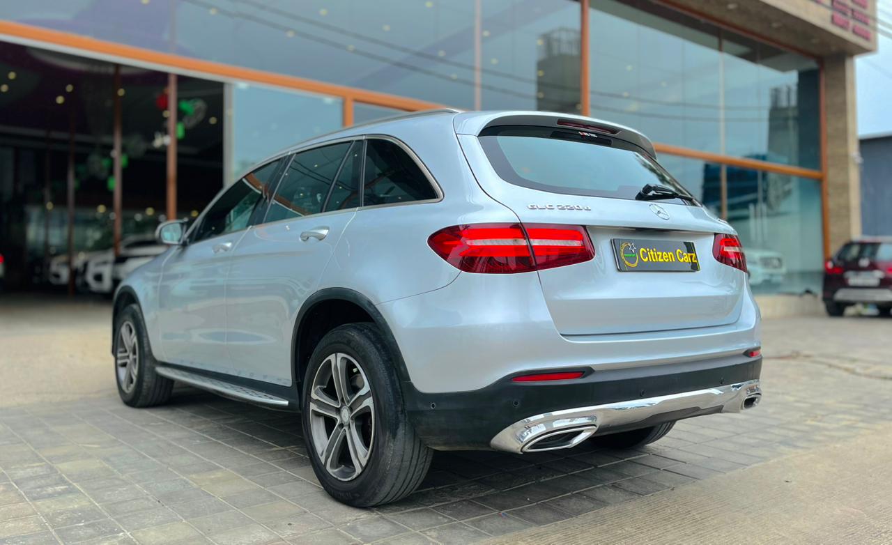 Mercedes Benz Glc 220d 4 Matic photo 9