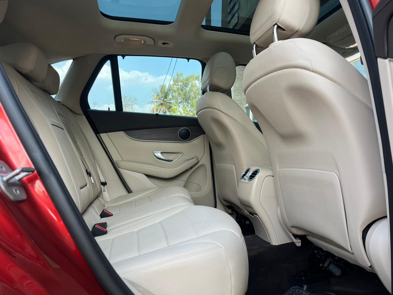 Mercedes Benz Glc photo 7