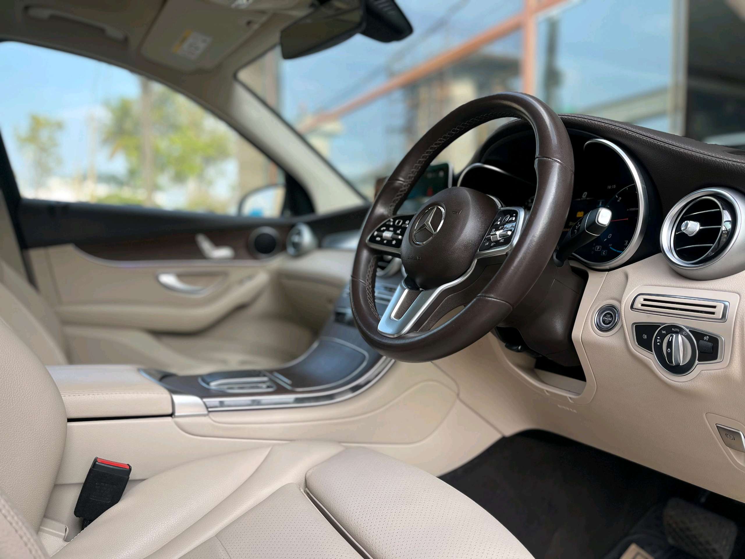 Mercedes Benz Glc photo 2