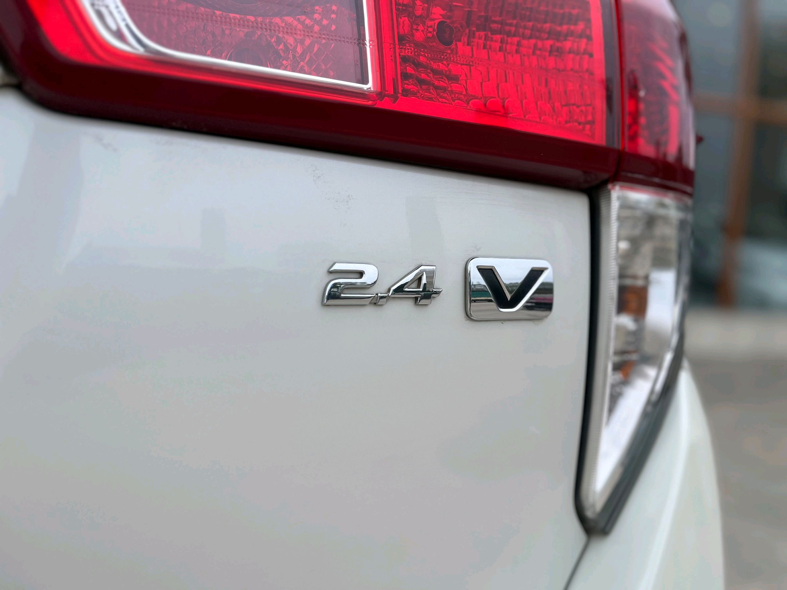 Toyota Innova Crysta photo 7