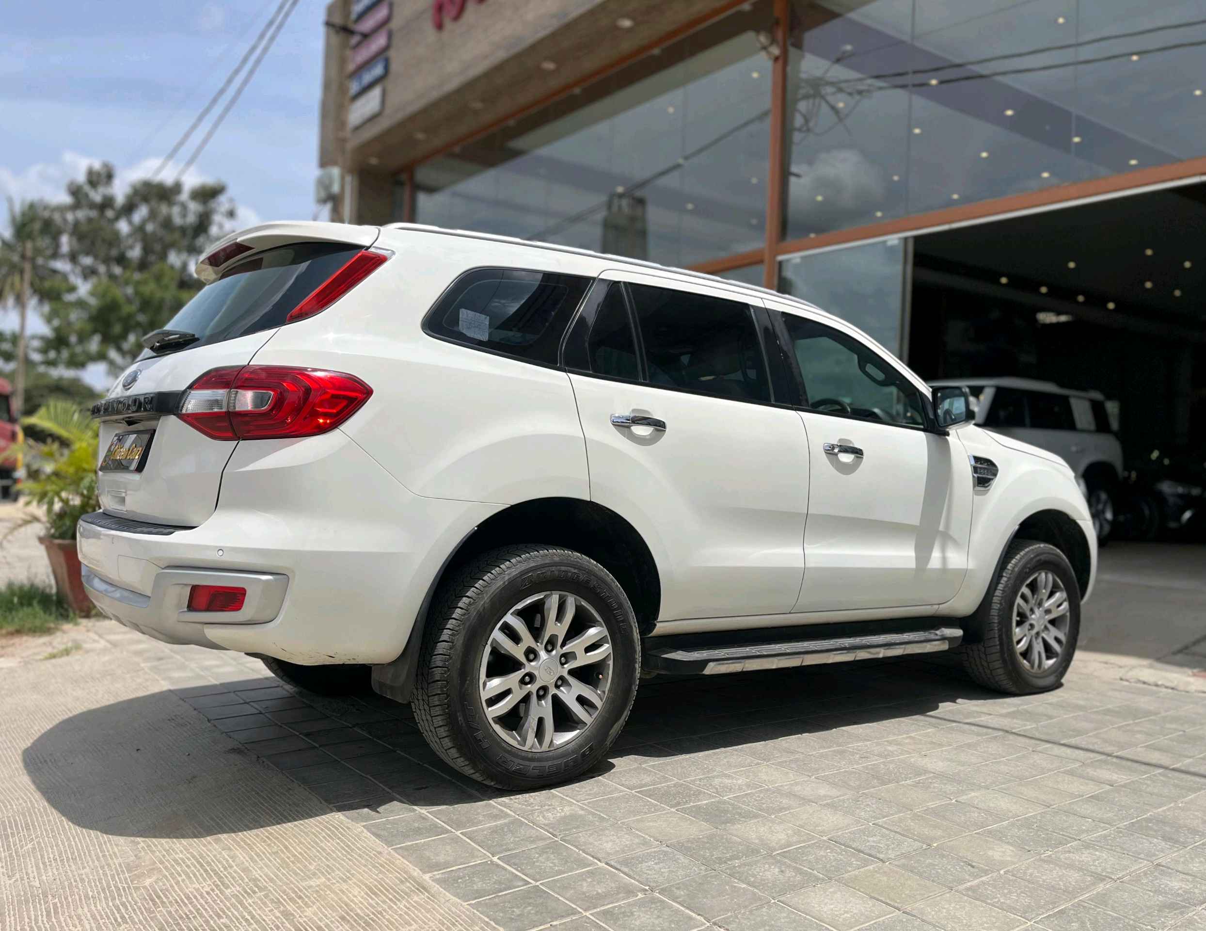 Ford Endeavour 2.2 photo 4