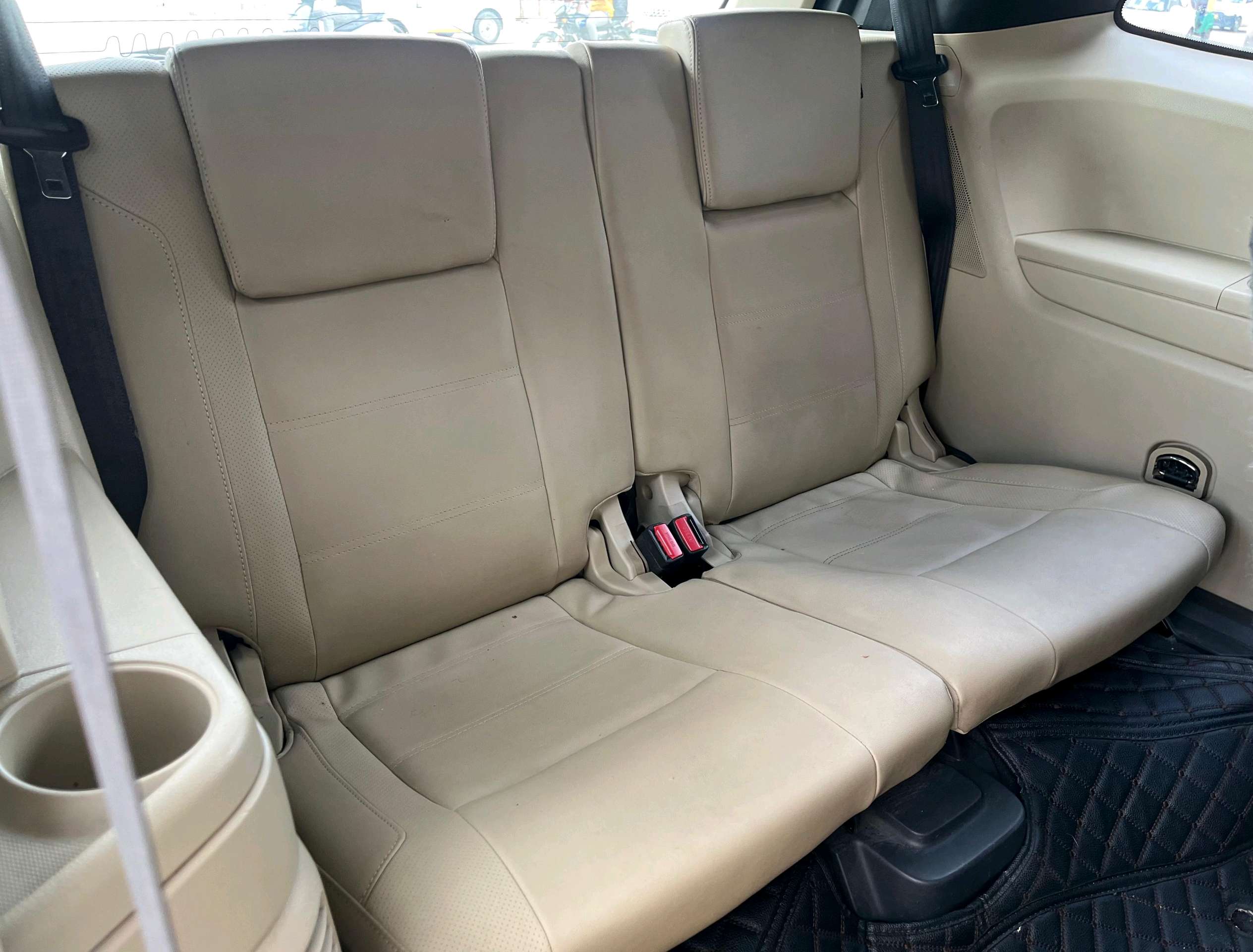 Ford Endeavour 2.2 photo 5