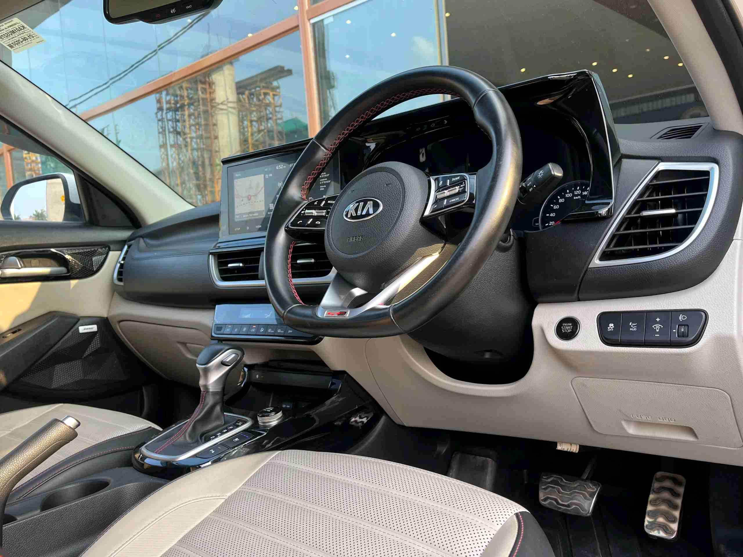 KIA Seltos photo 5