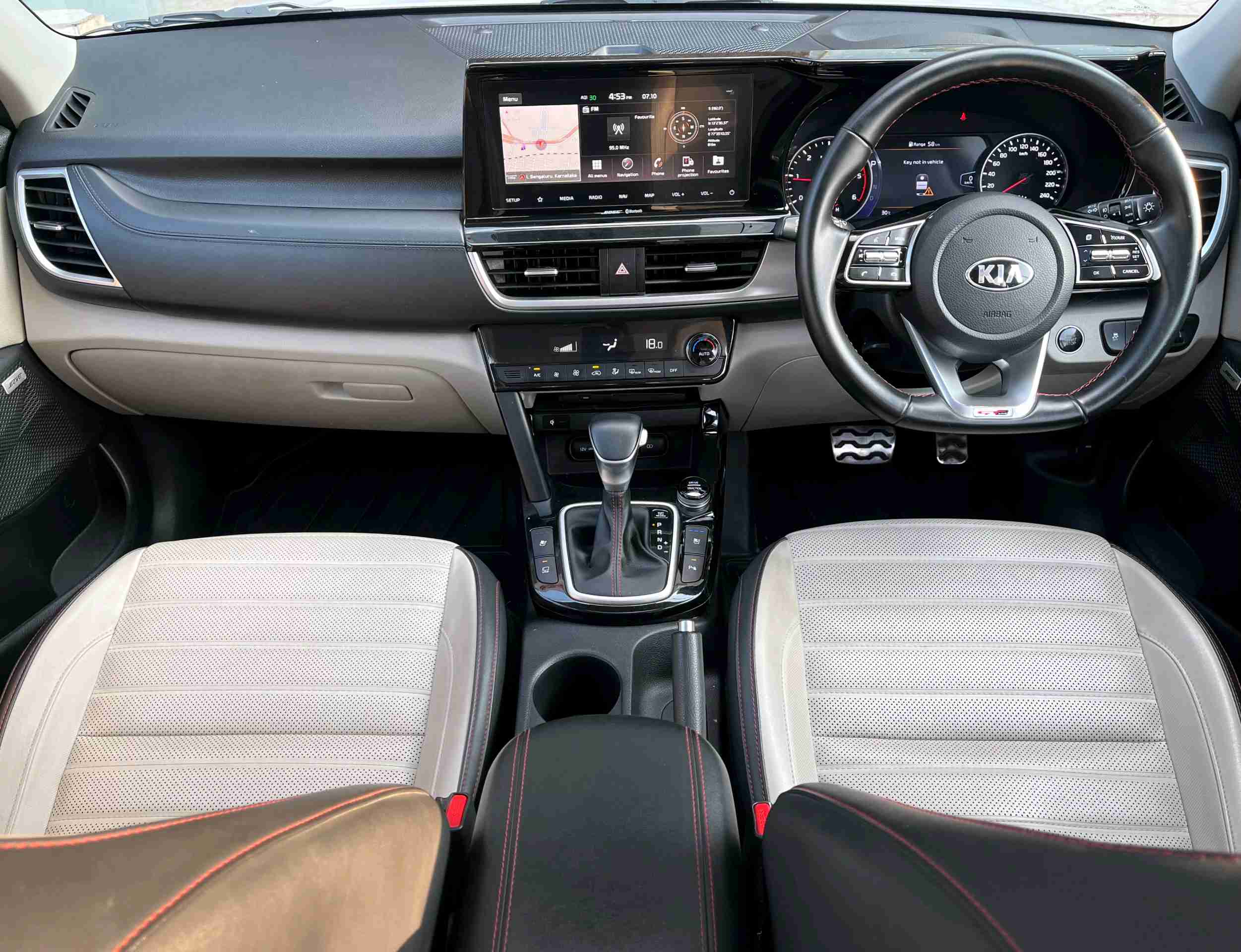 KIA Seltos photo 9