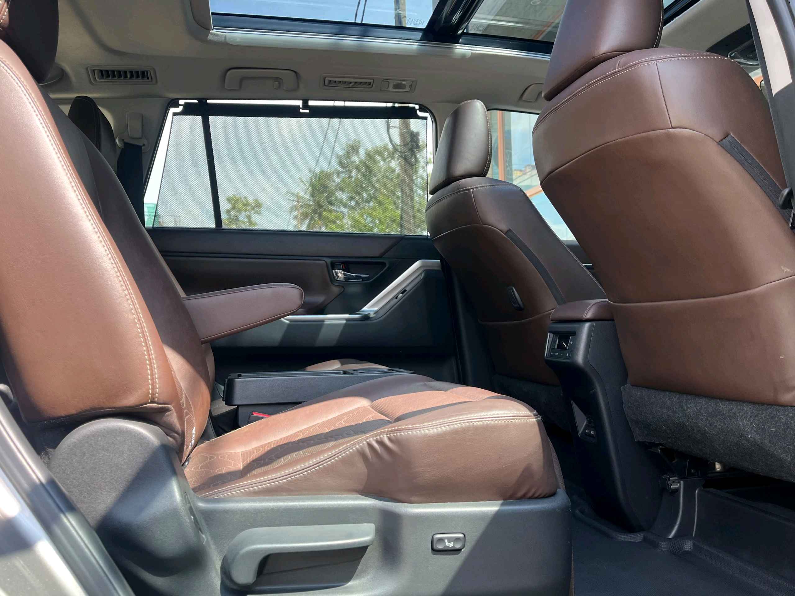 Toyota Innova Hycross photo 4