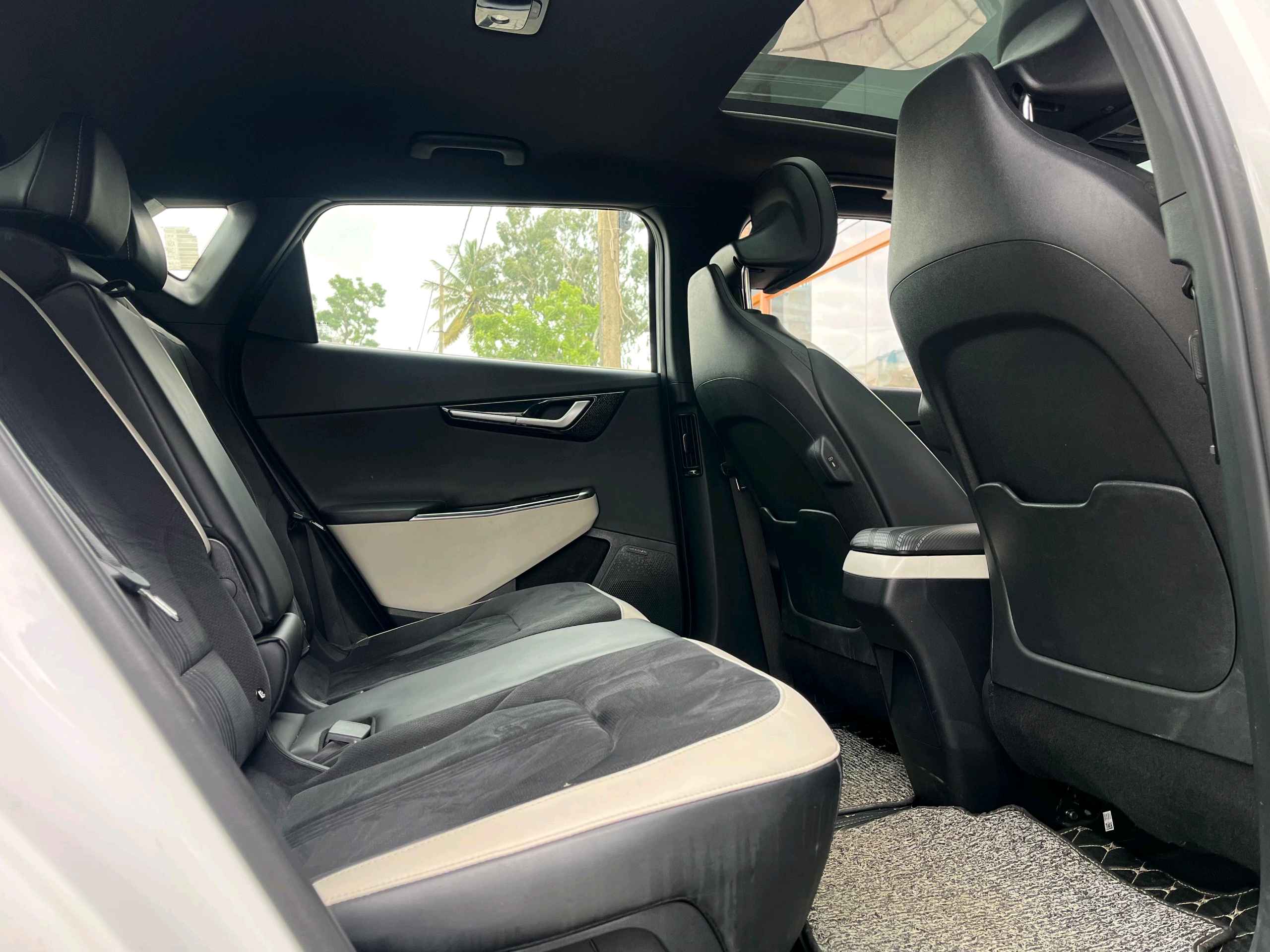KIA Ev6 photo 5