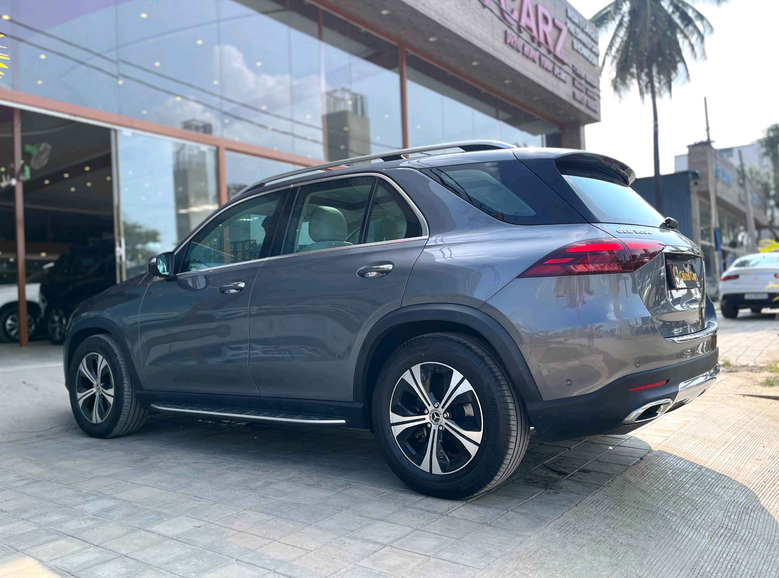 Mercedes Benz Gle photo 13