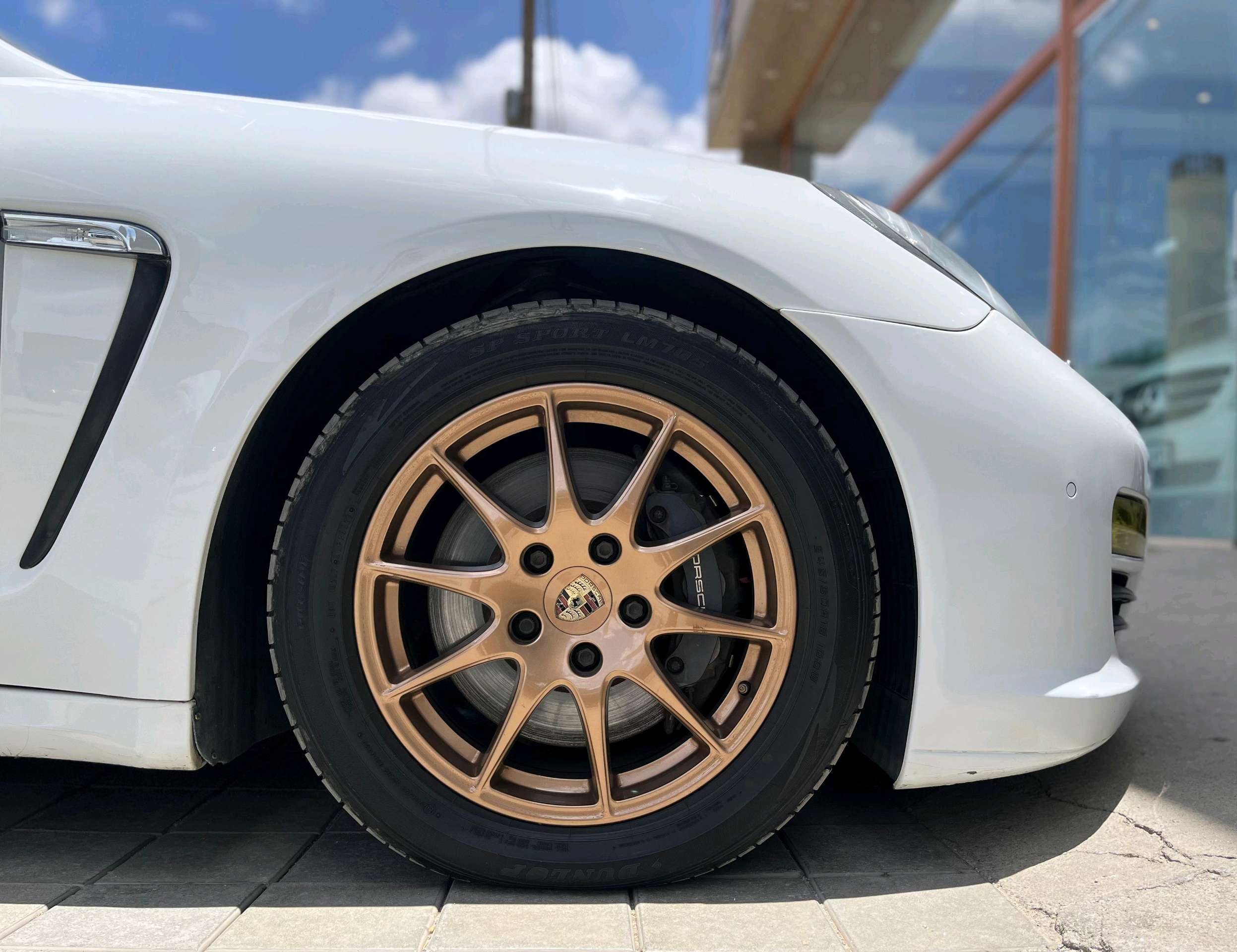Porsche Panamera photo 6