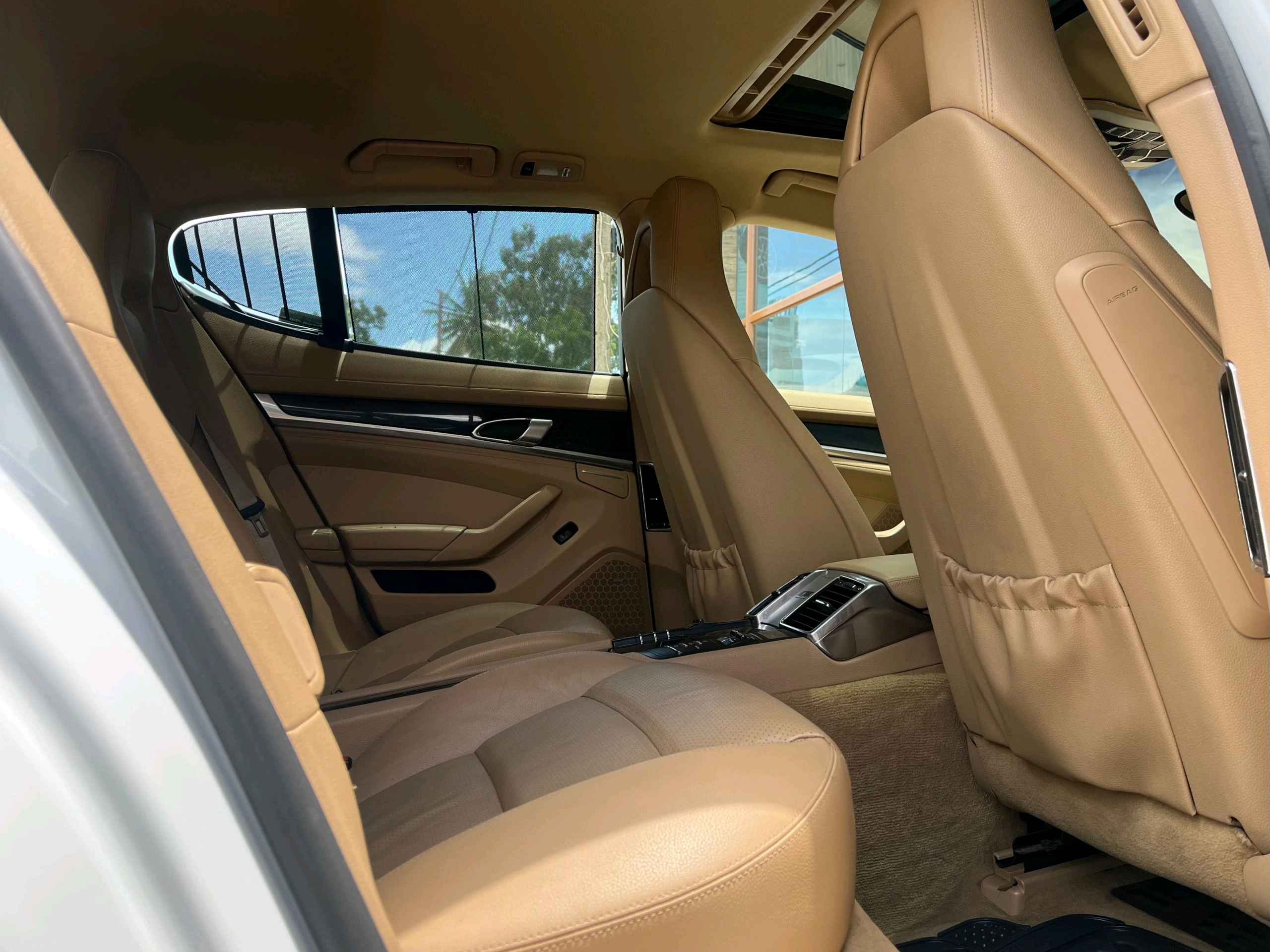 Porsche Panamera photo 10