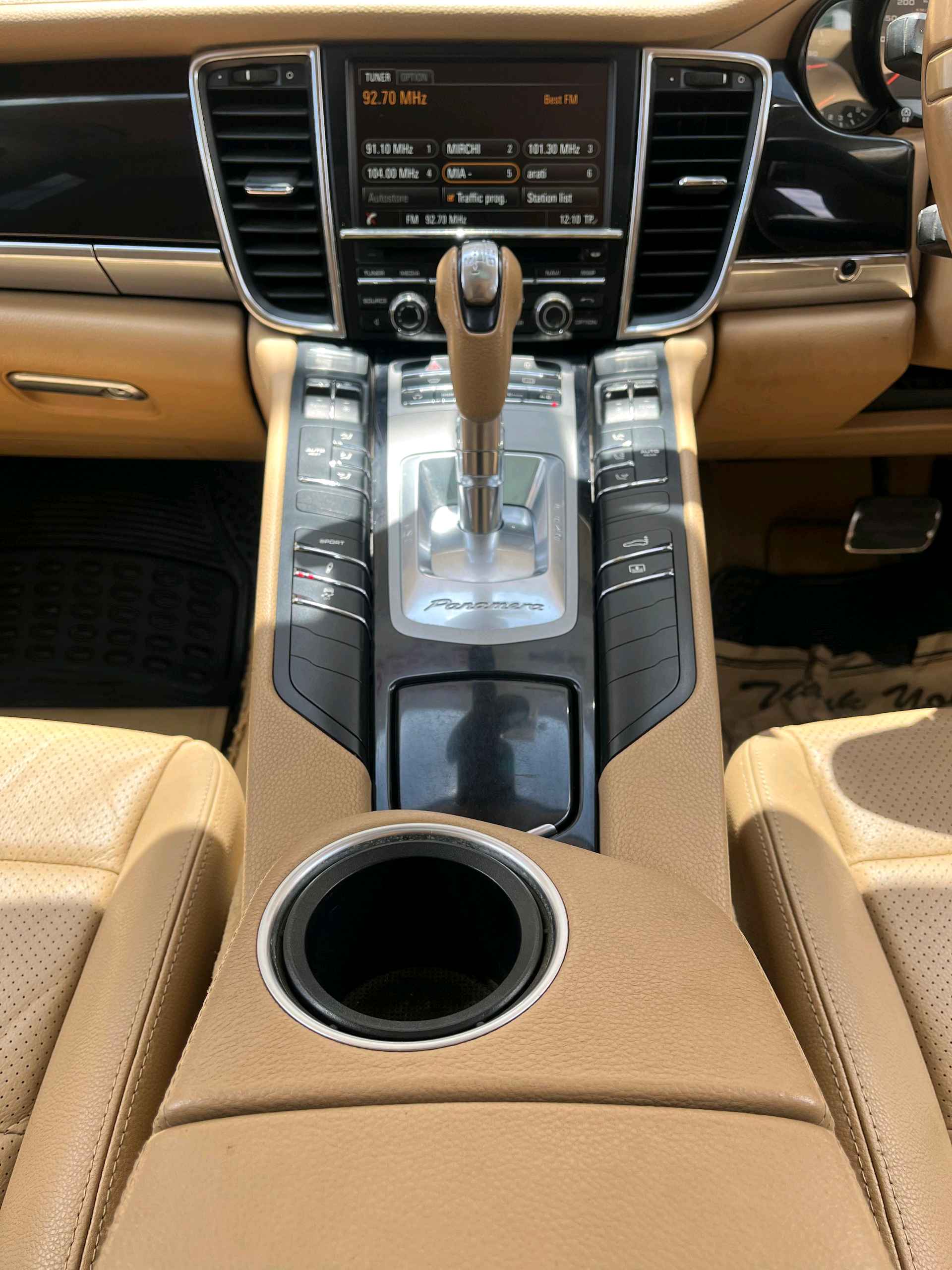 Porsche Panamera photo 13