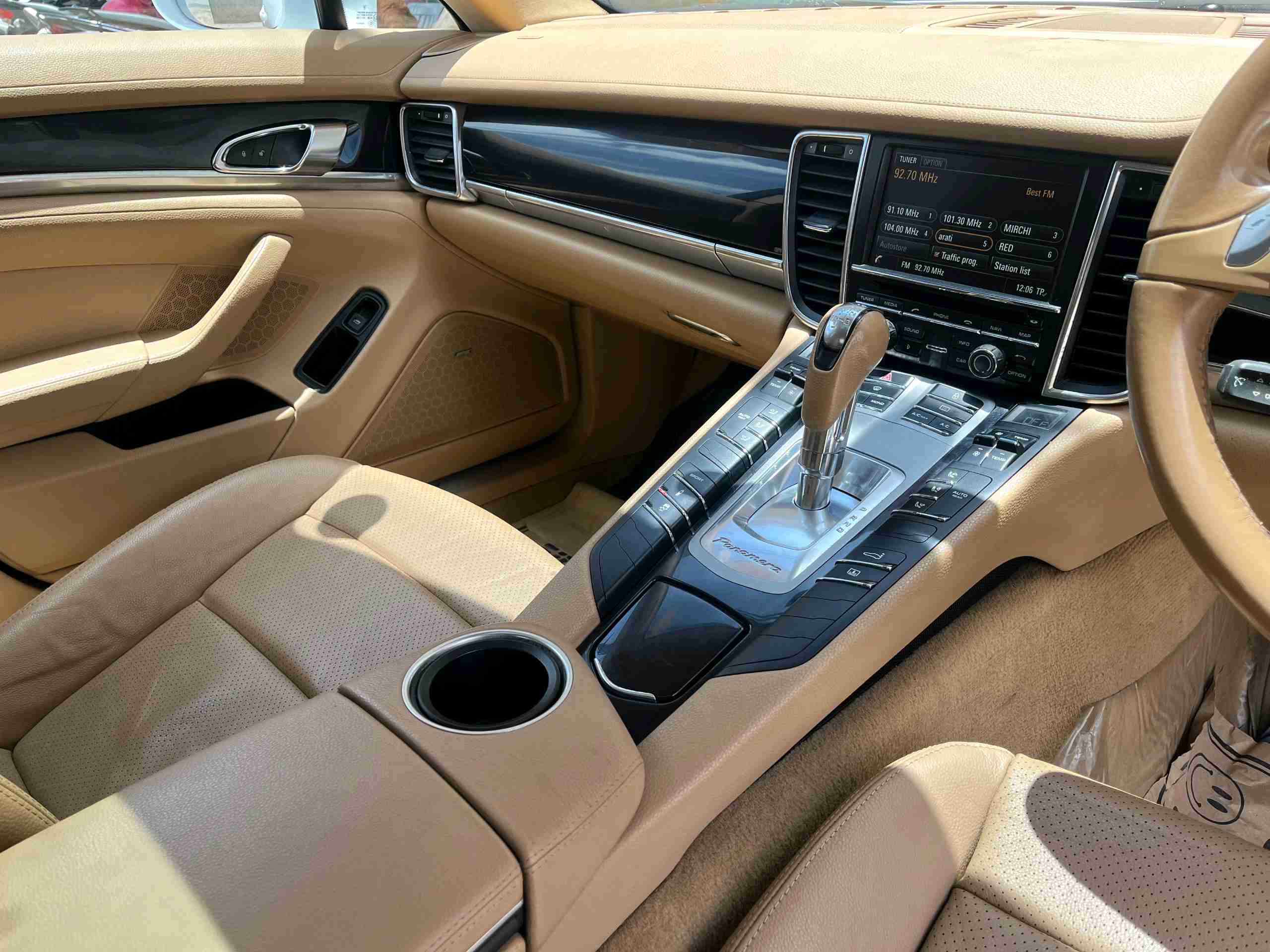 Porsche Panamera photo 15