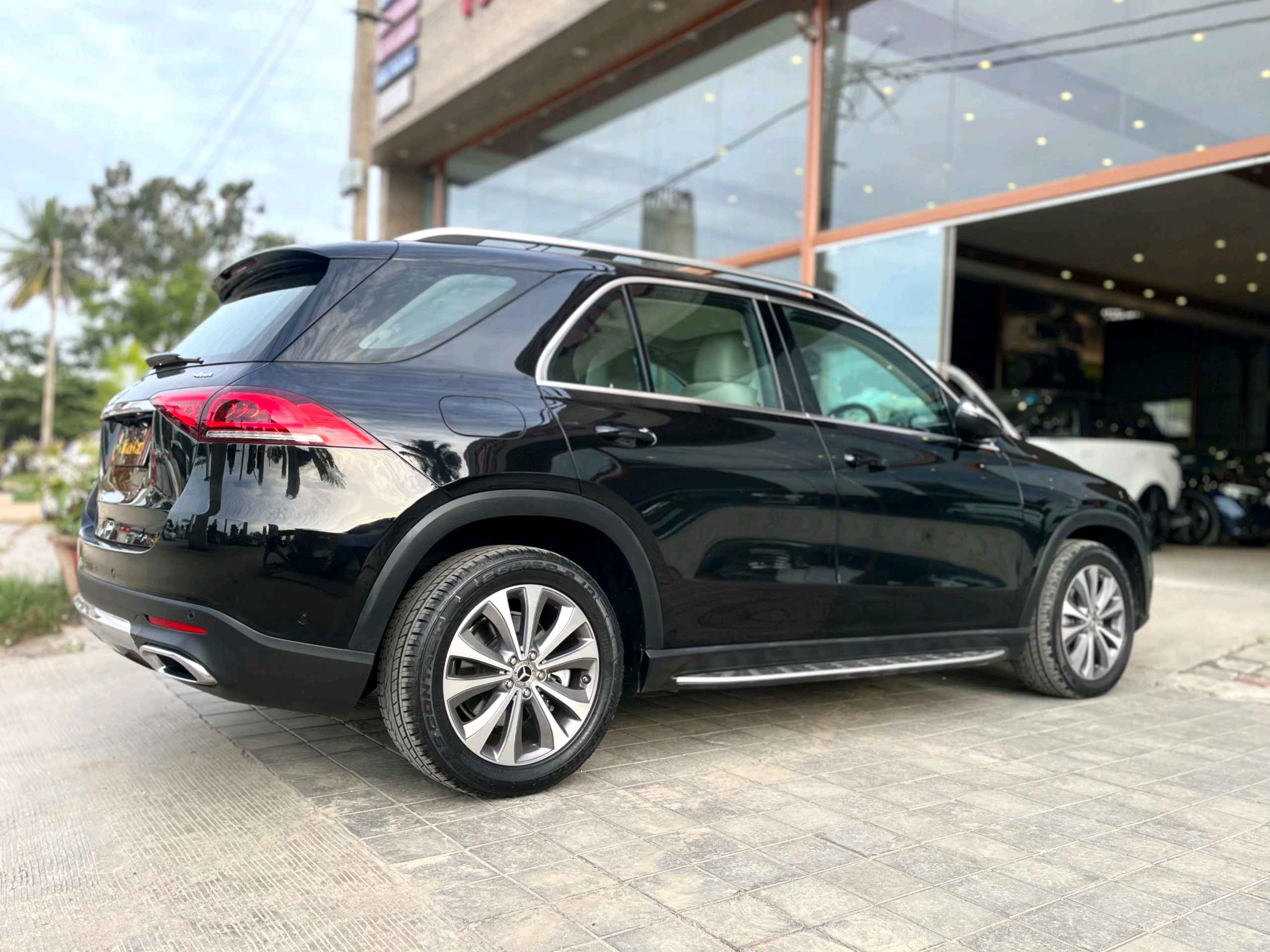 Mercedes Benz Gle photo 11