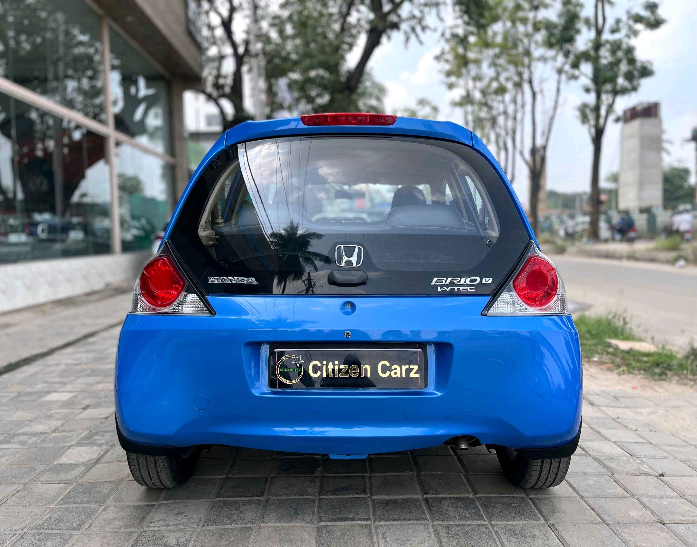 Honda Brio photo 8