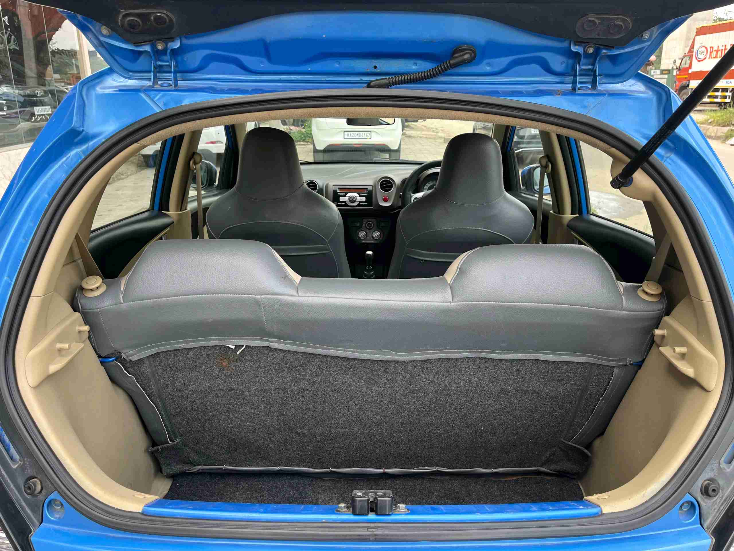 Honda Brio photo 11