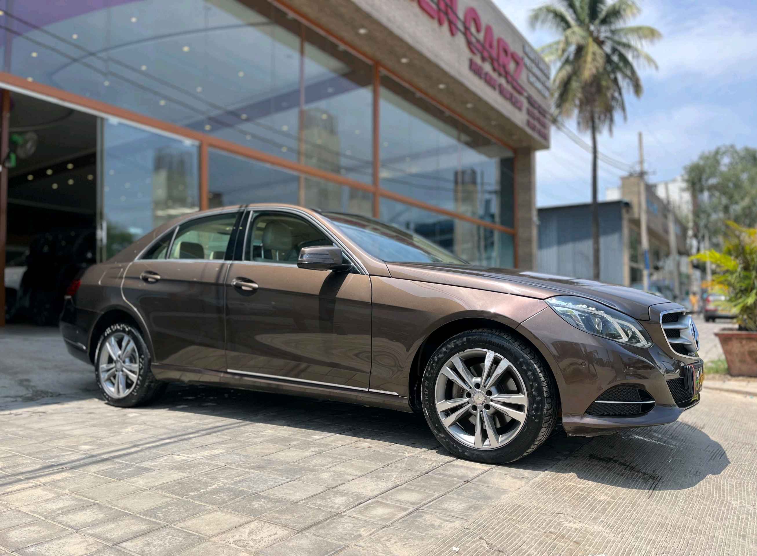 Mercedes Benz E Class photo 10