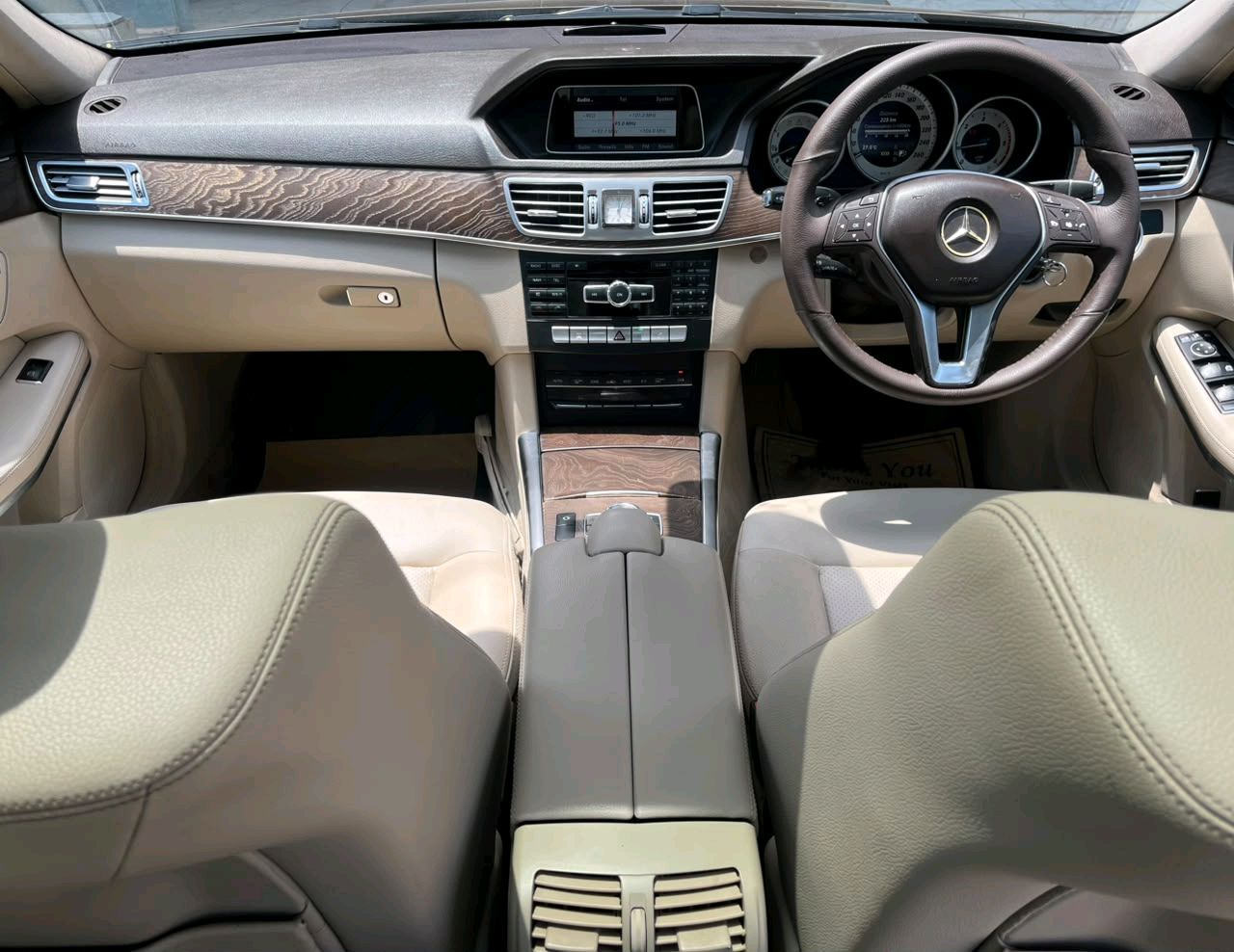 Mercedes Benz E Class photo 14