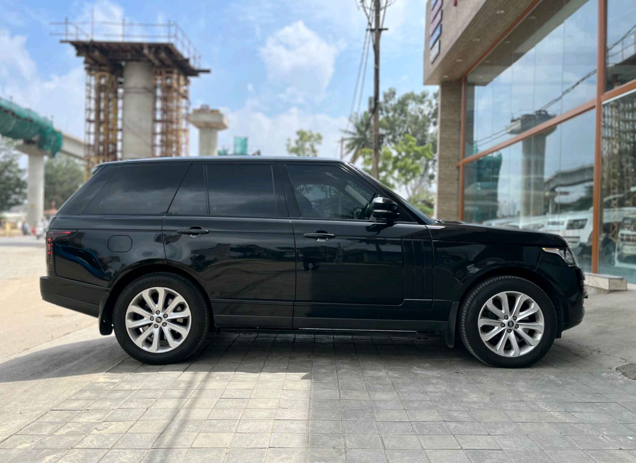 Land Rover Range Rover Vogue photo 12