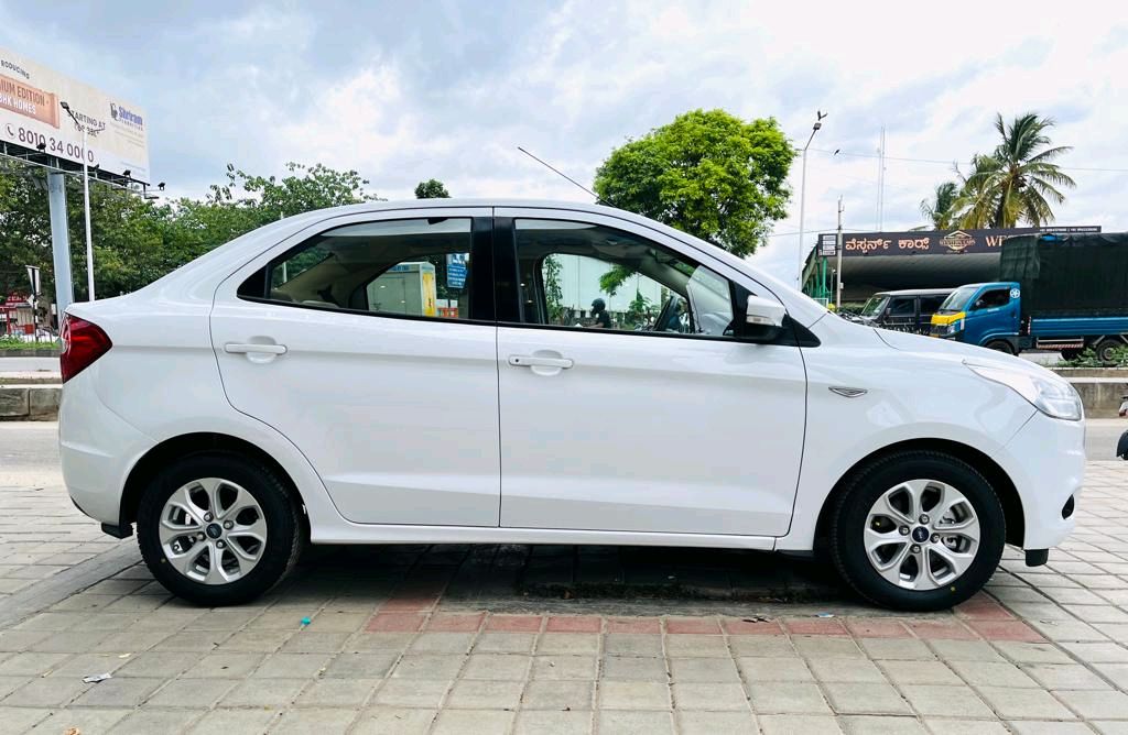 Ford Figo Aspire photo 4