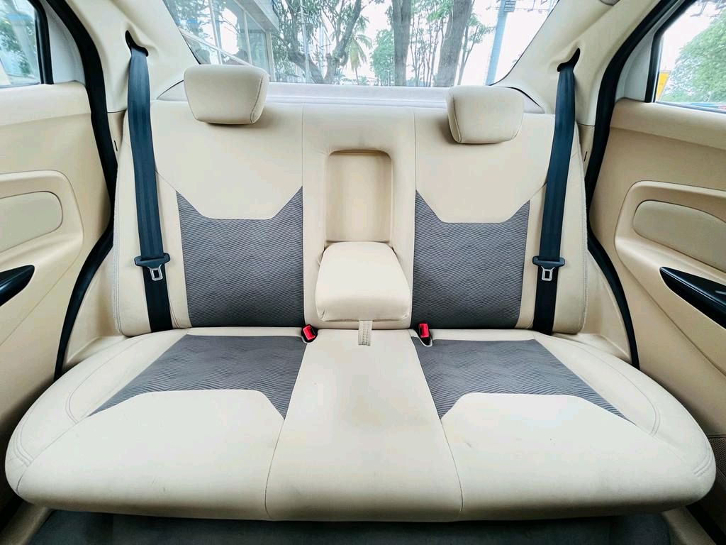 Ford Figo Aspire photo 9