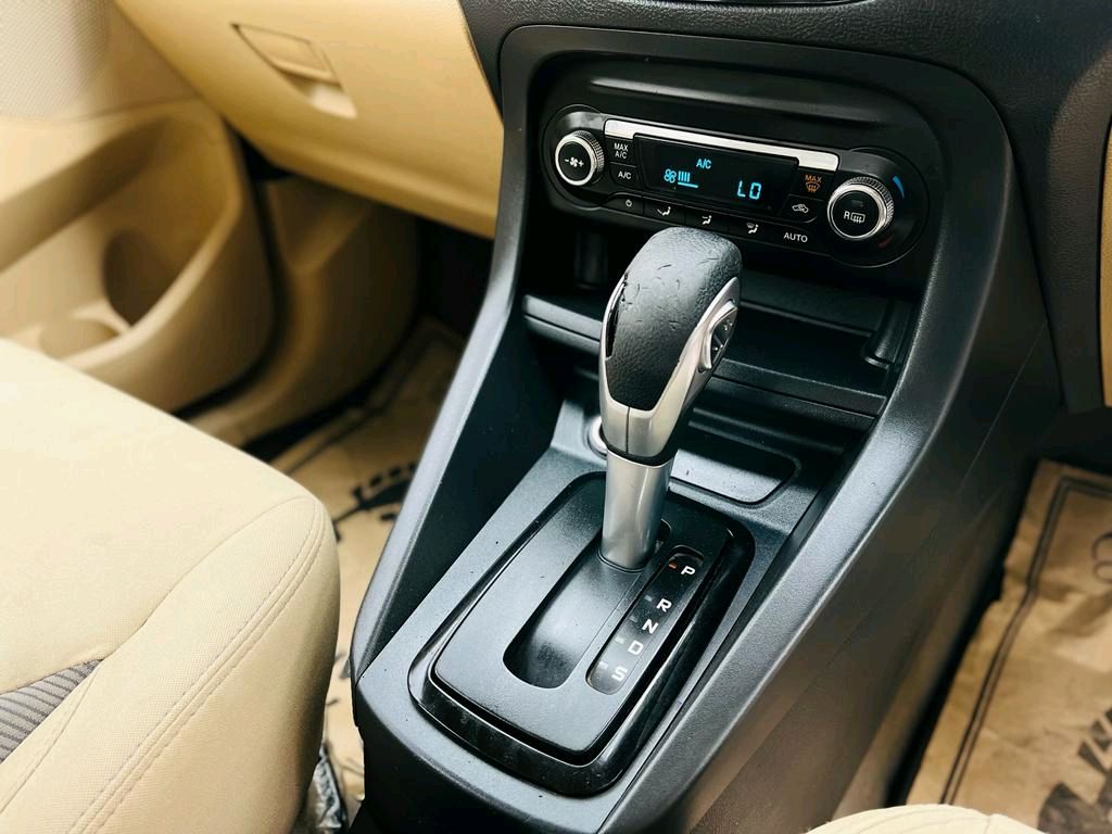 Ford Figo Aspire photo 11
