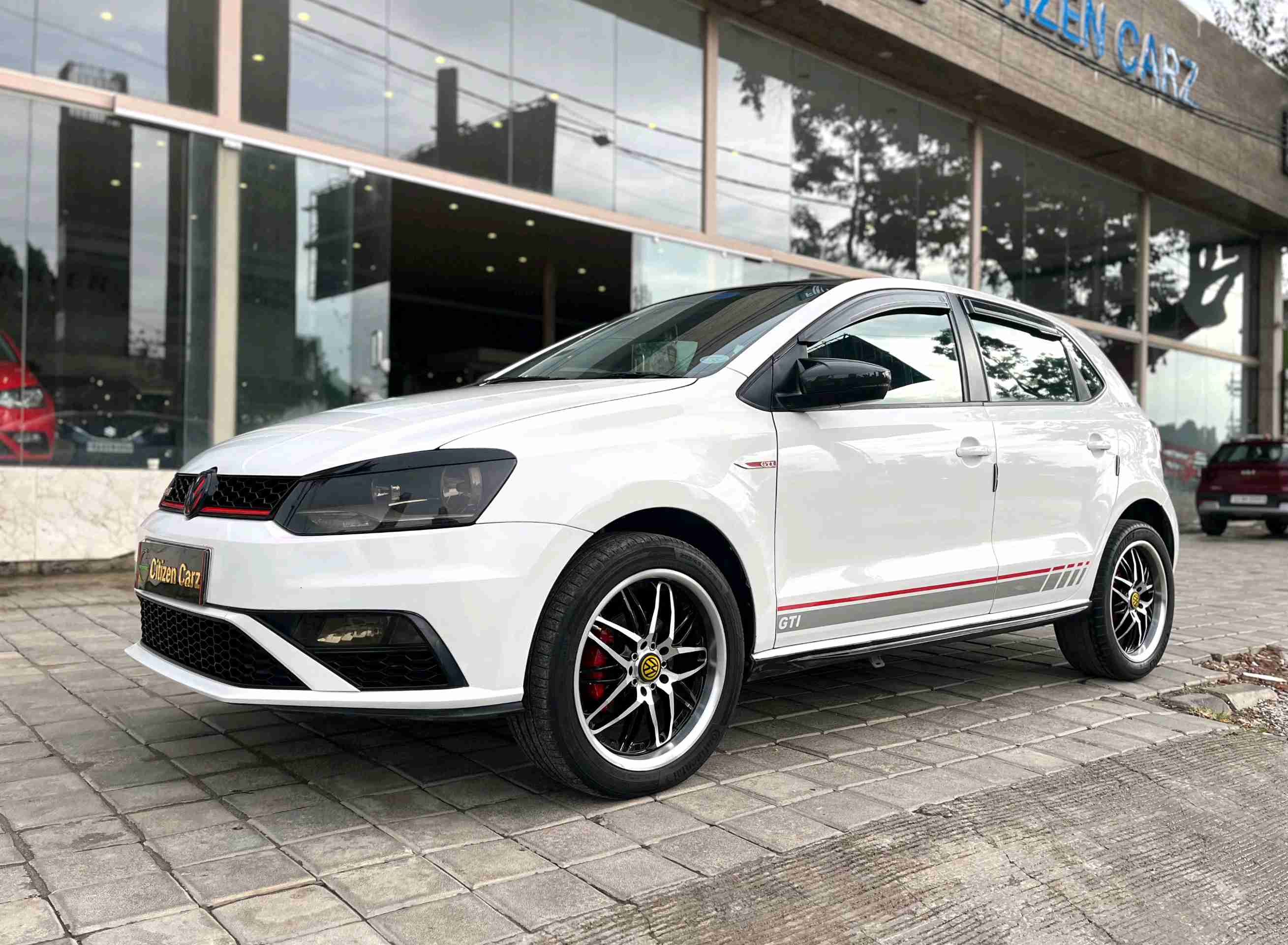 Volkswagen Polo Gt Tsi photo 2