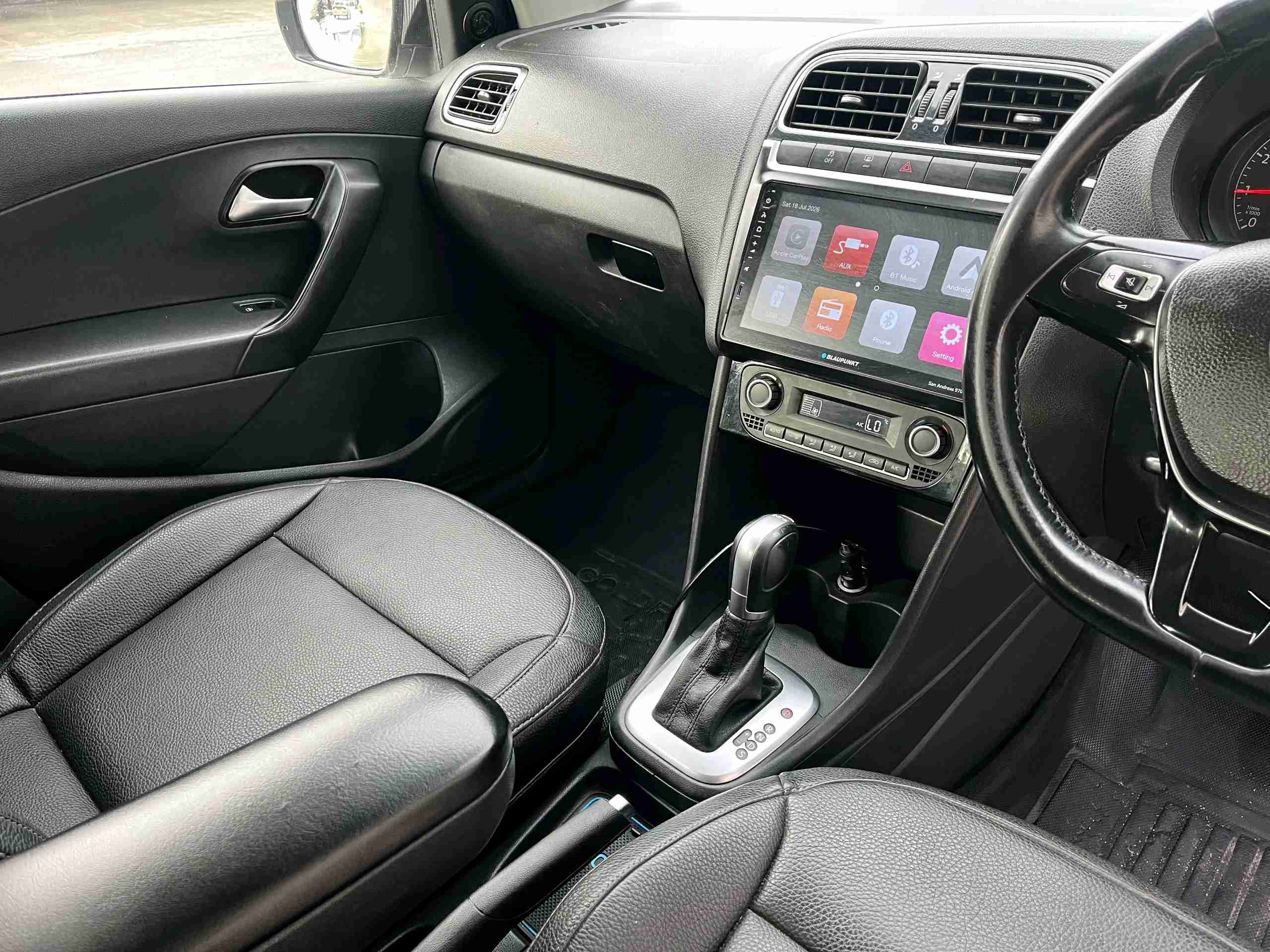 Volkswagen Polo Gt Tsi photo 3
