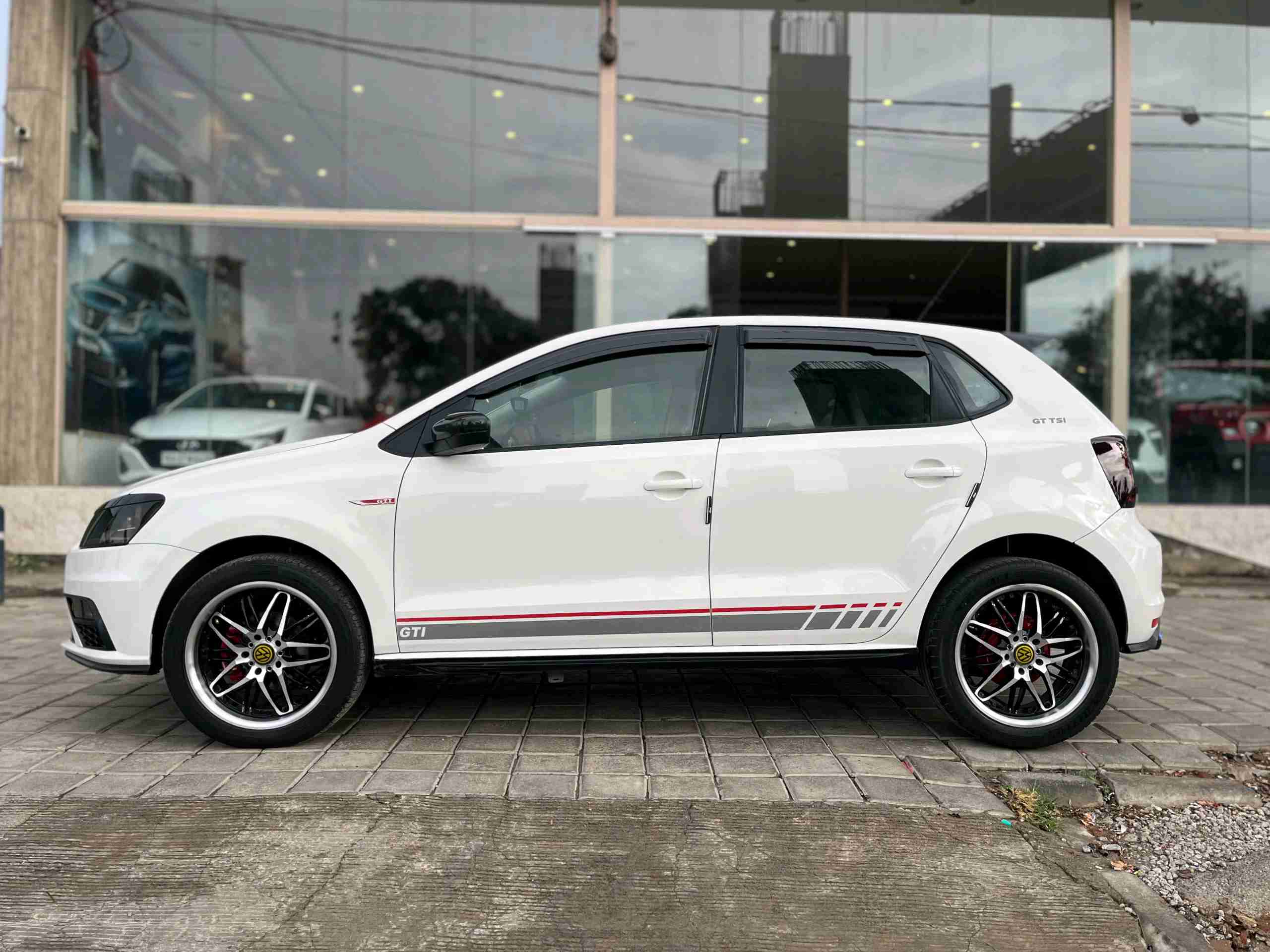 Volkswagen Polo Gt Tsi photo 12