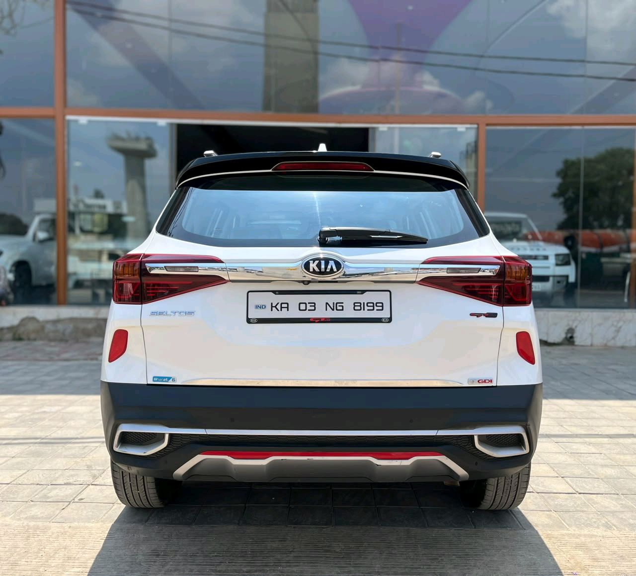 KIA Seltos photo 12