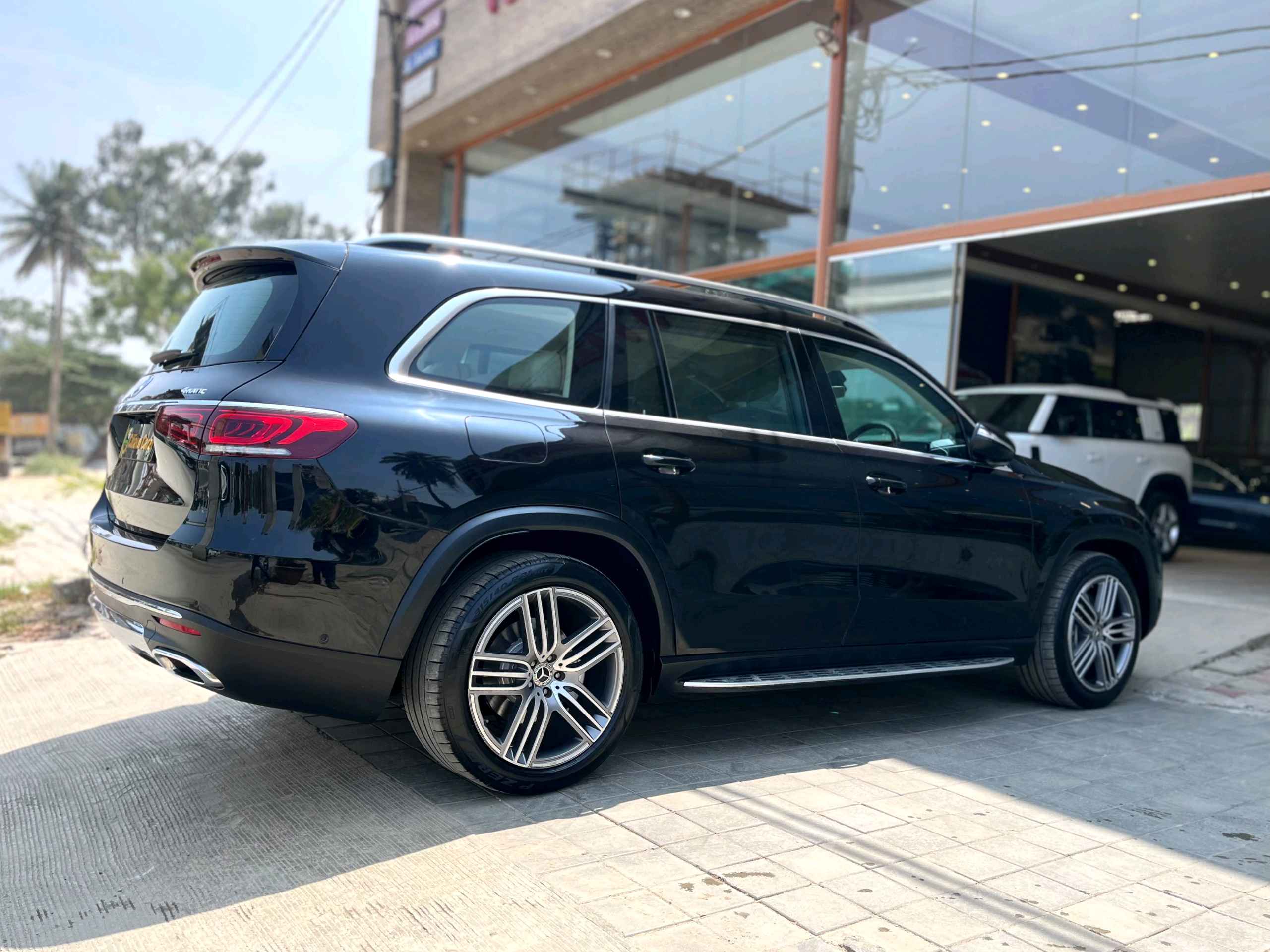 Mercedes Benz Gls photo 13