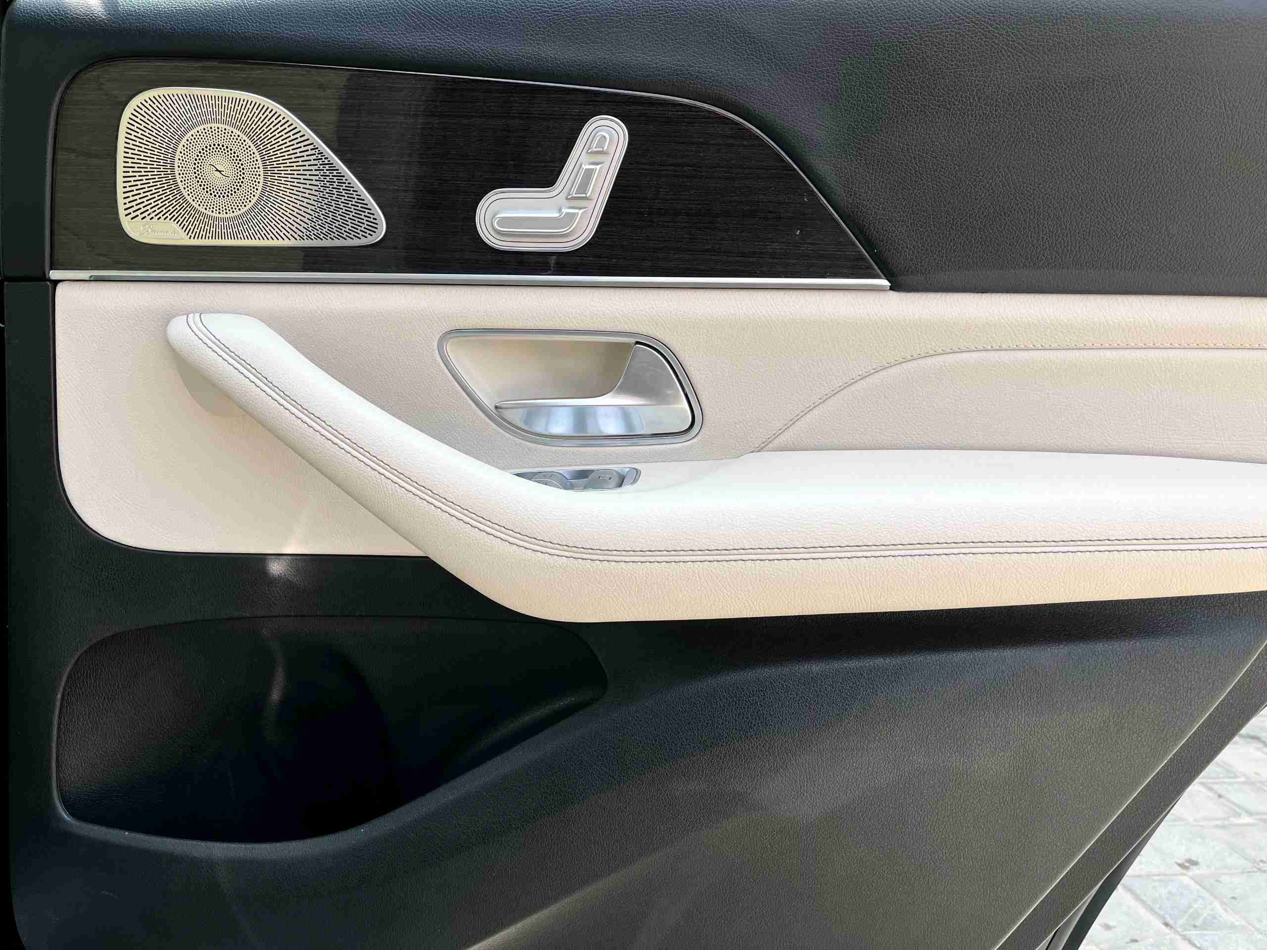 Mercedes Benz Gls photo 14