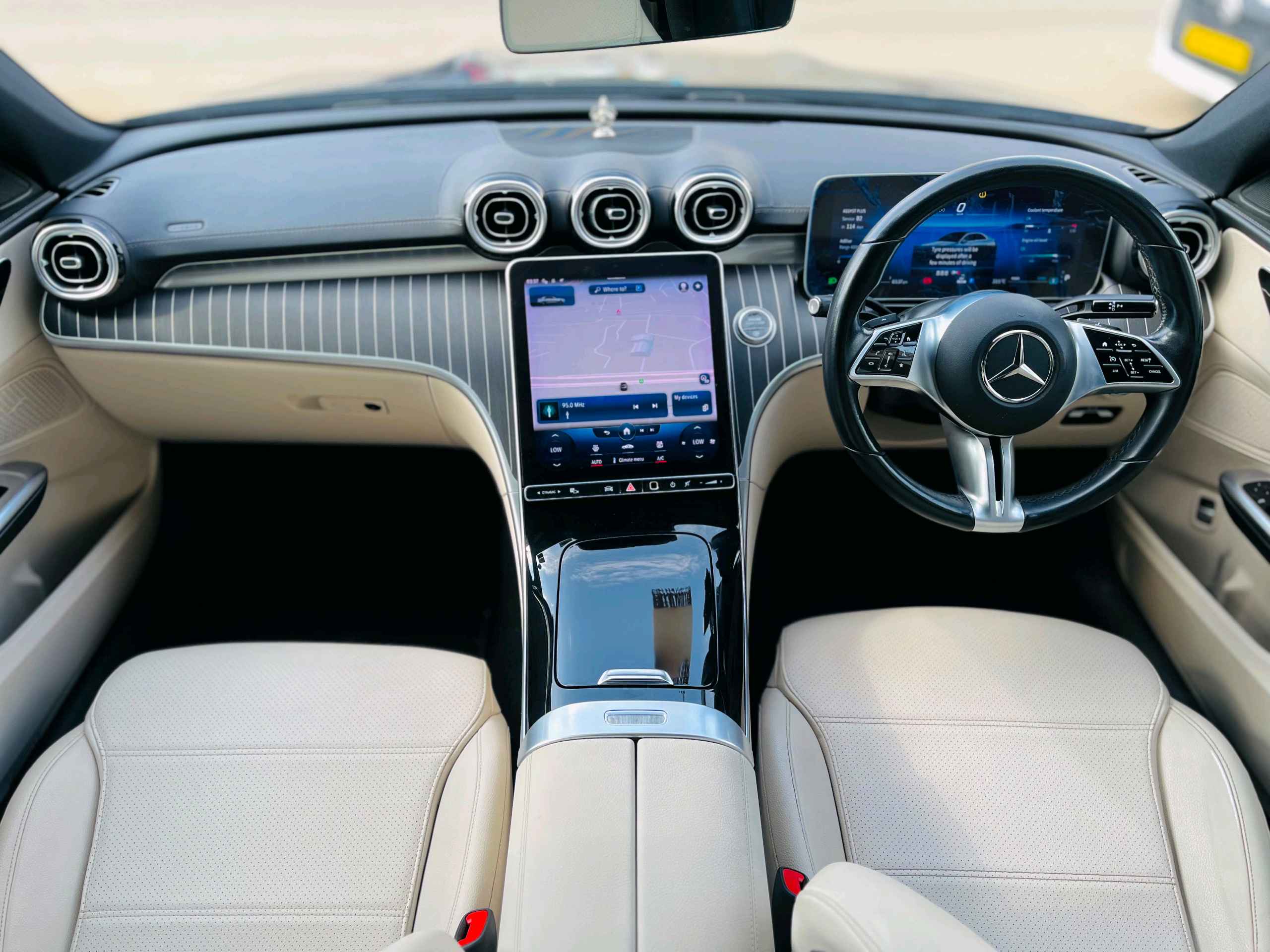 Mercedes Benz C Class photo 10