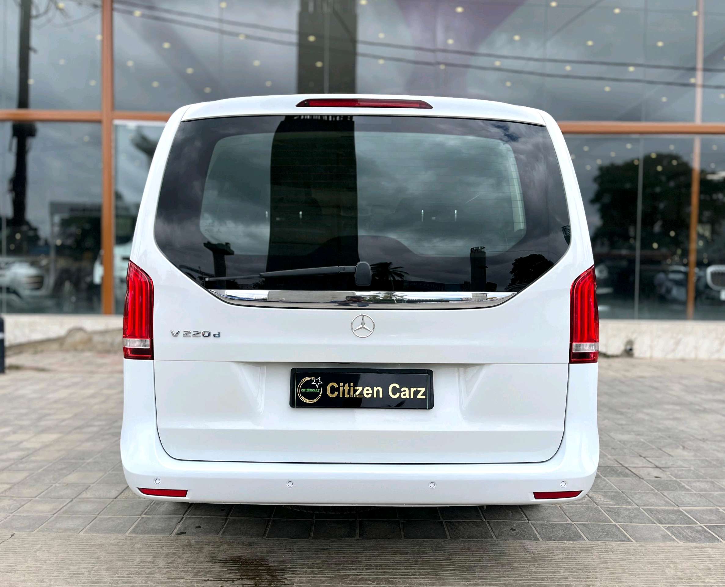 Mercedes Benz V Class photo 6