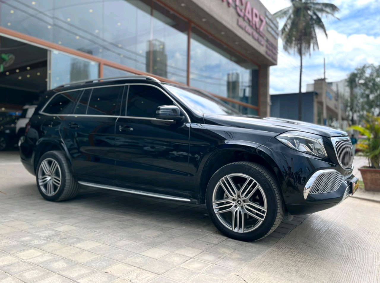 Mercedes Benz Gls photo 9