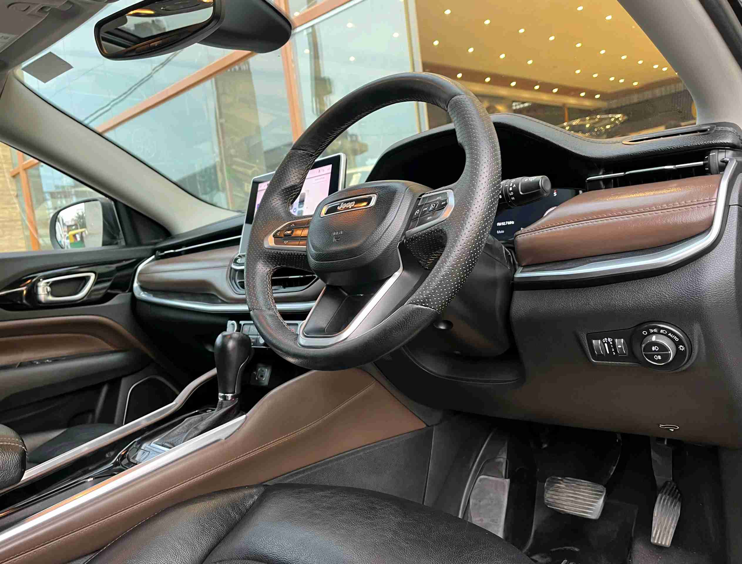 Jeep Meridian photo 5