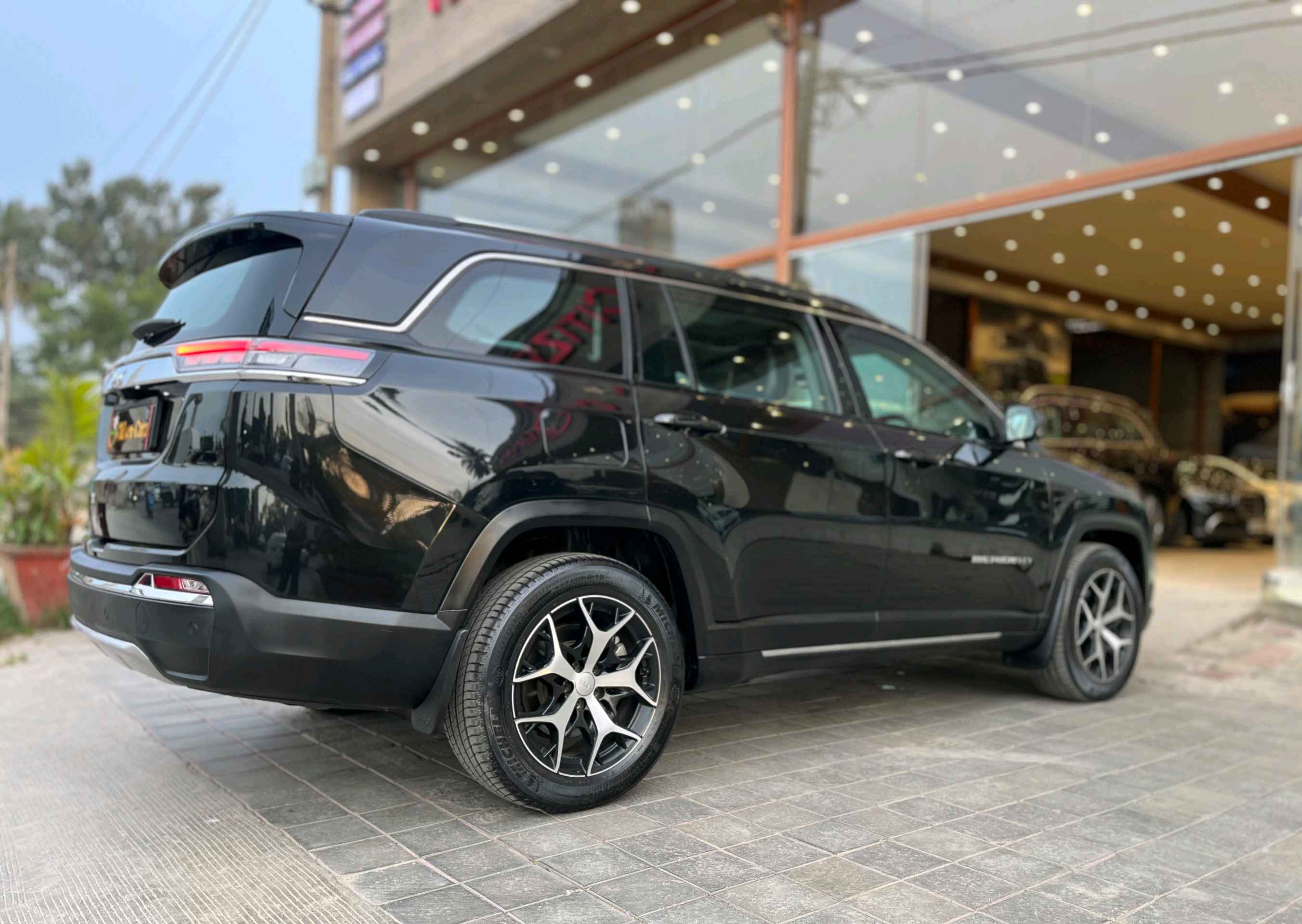 Jeep Meridian photo 10